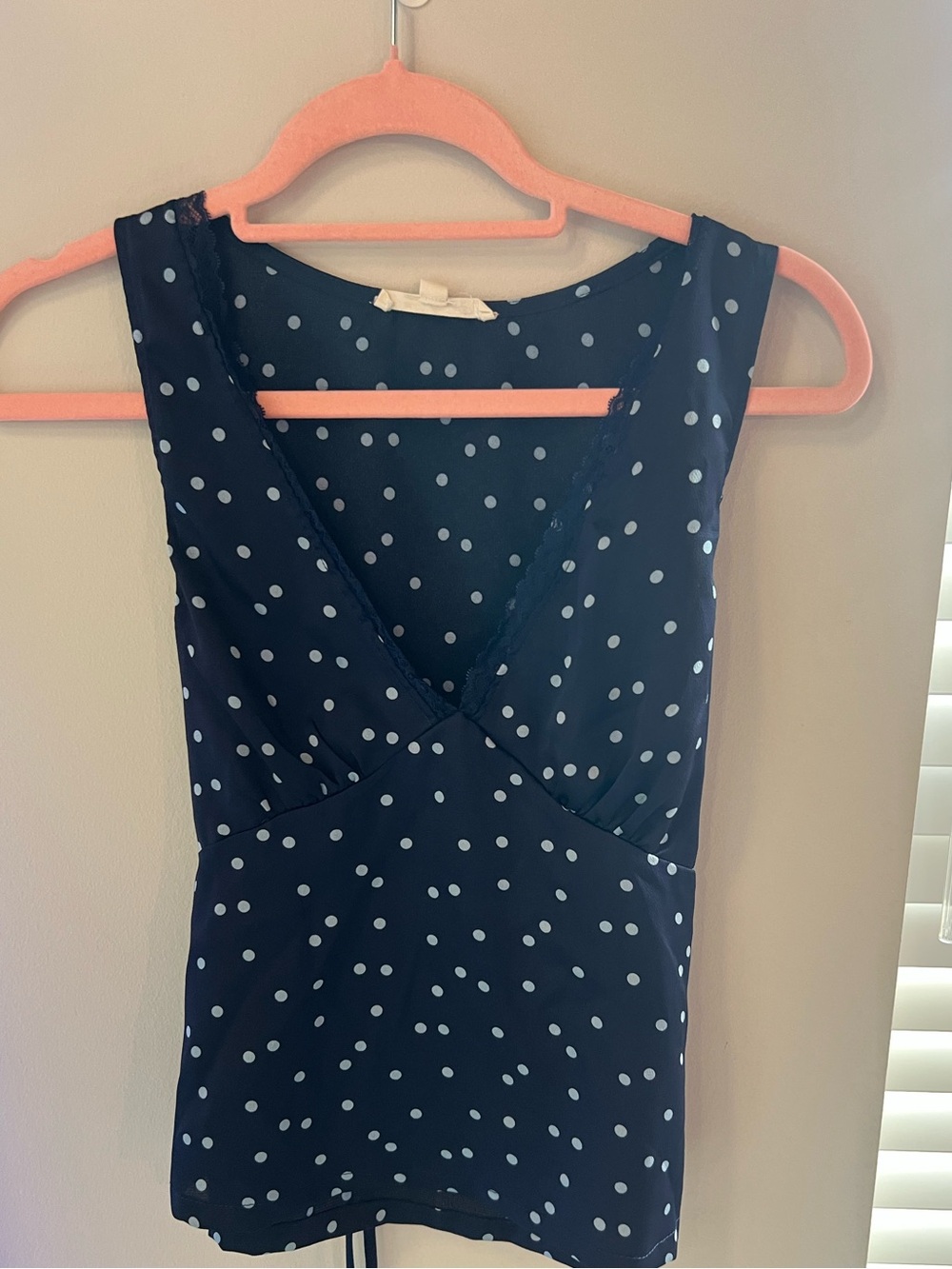 Thread & Thistle Blue Polka Dot Top – Size Large